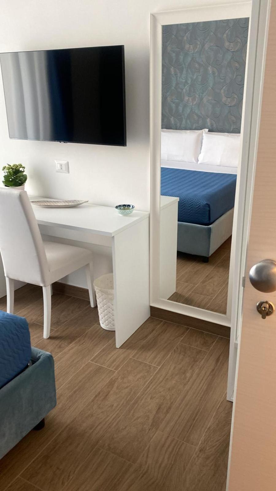 B&B Lungomare Sannazzaro Neapel Exteriör bild